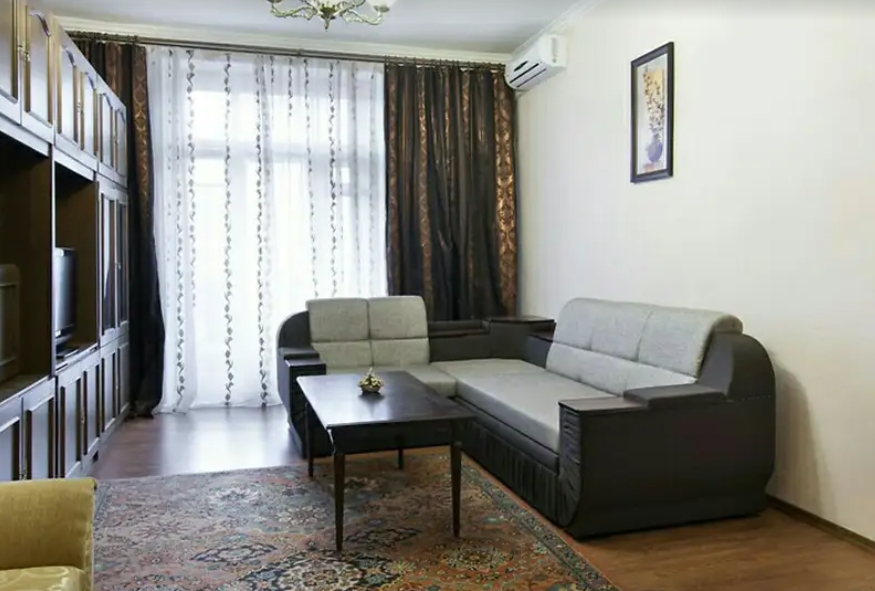 Жить в сердце Киева. Сколько стоят квартиры на Крещатике: цены и фото